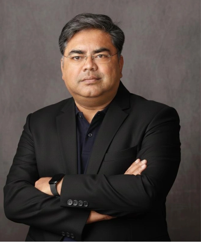 TravelQubes medical tourism patient consultation with doctor